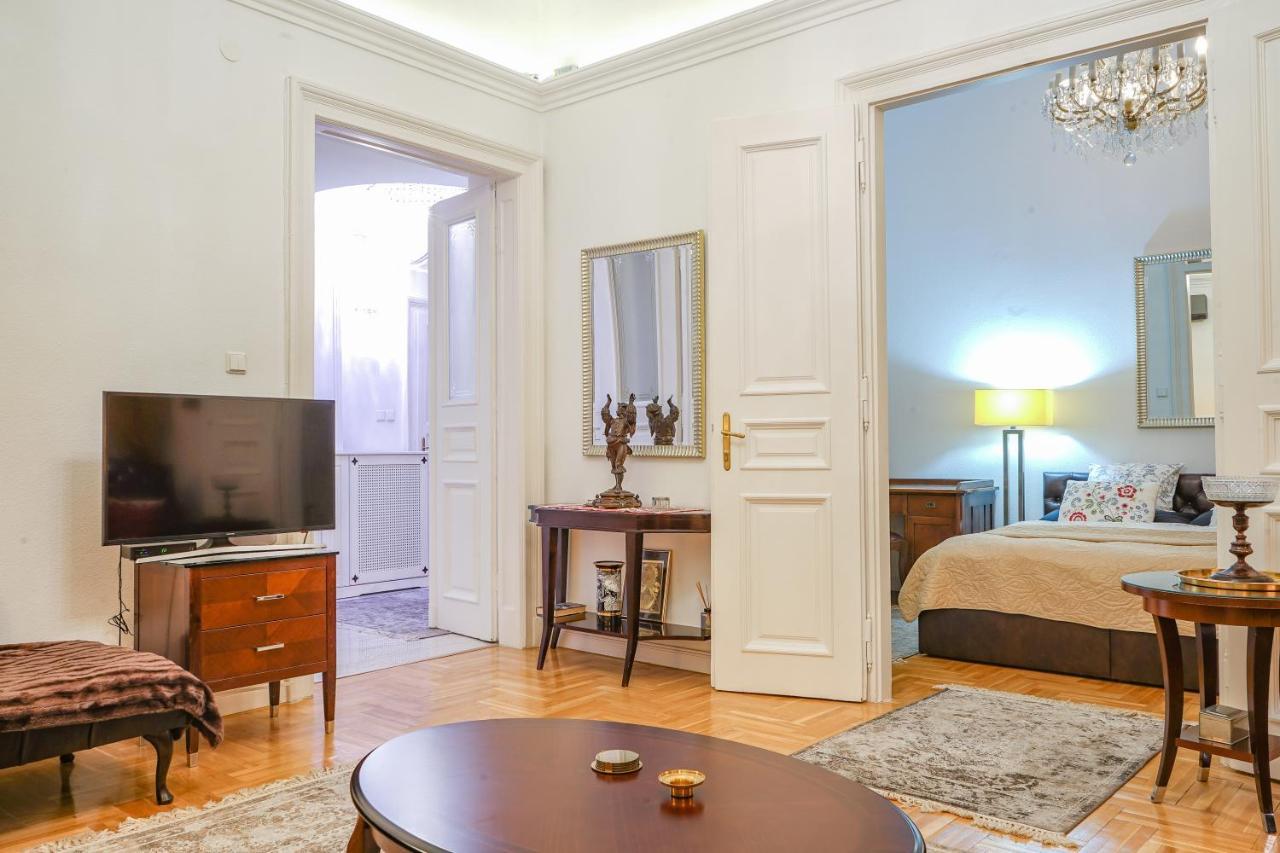 Budapest Opera Apartments ภายนอก รูปภาพ