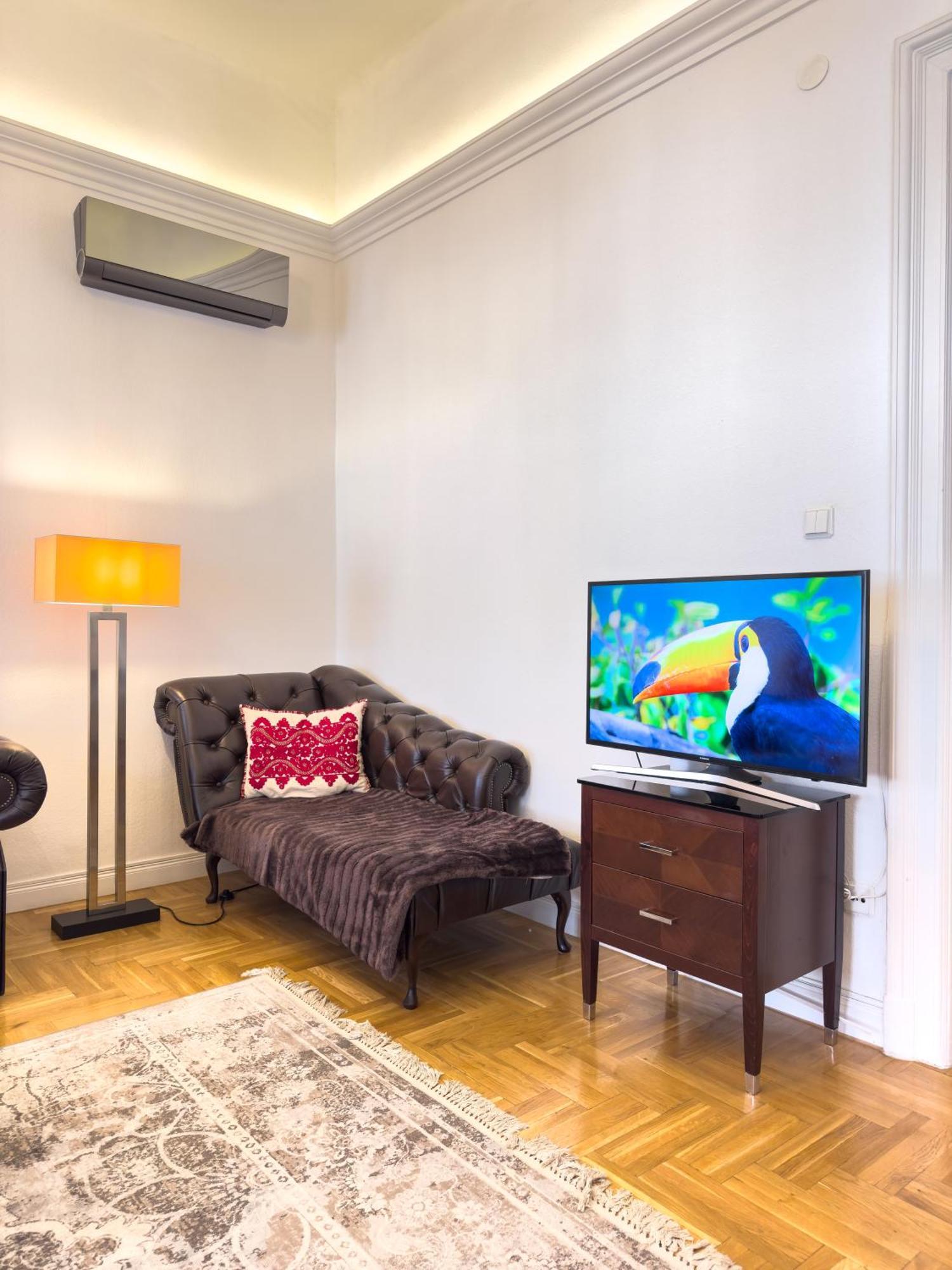 Budapest Opera Apartments ภายนอก รูปภาพ